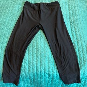 Under Armour Crop Athletic Tights